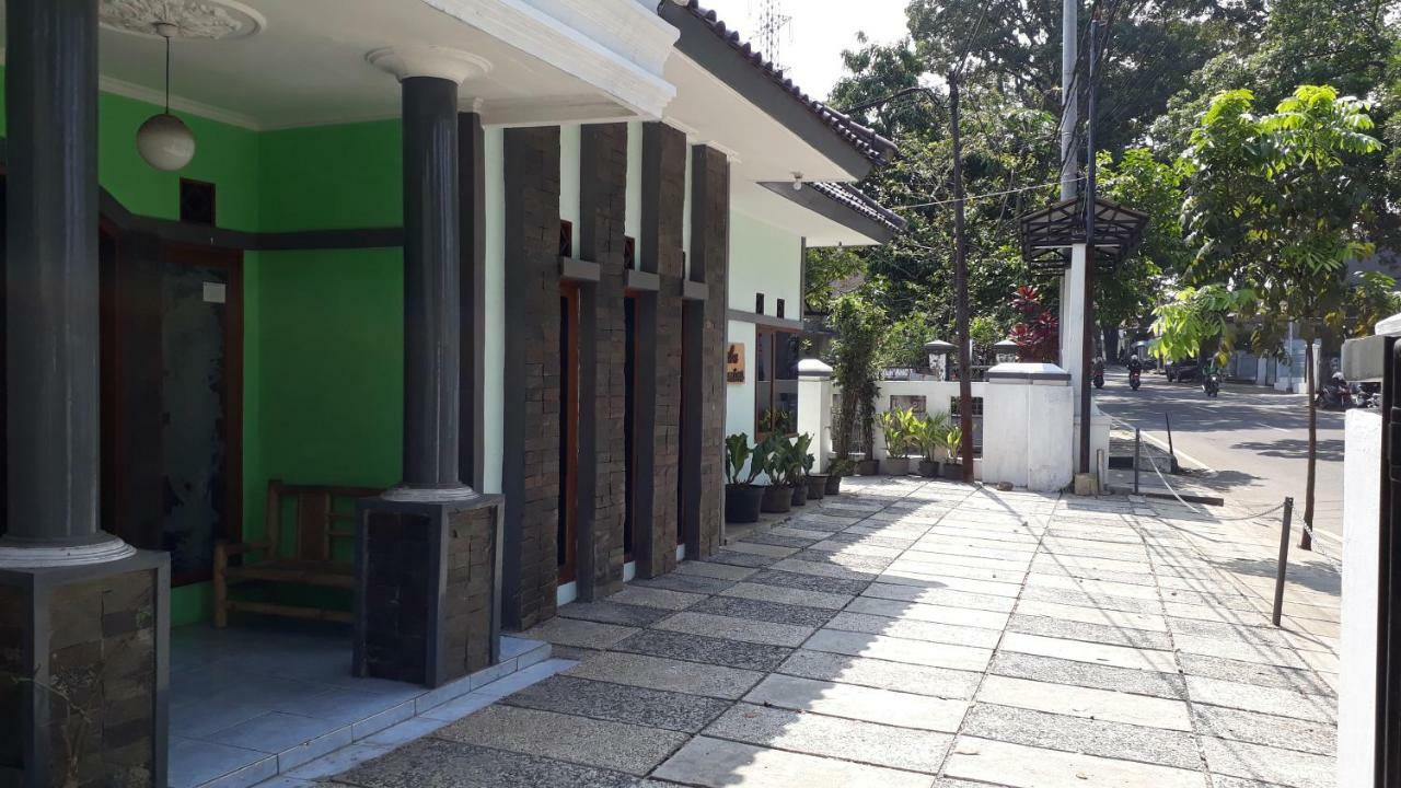 Jabu Rosmina Hotel Citeureup Exterior photo